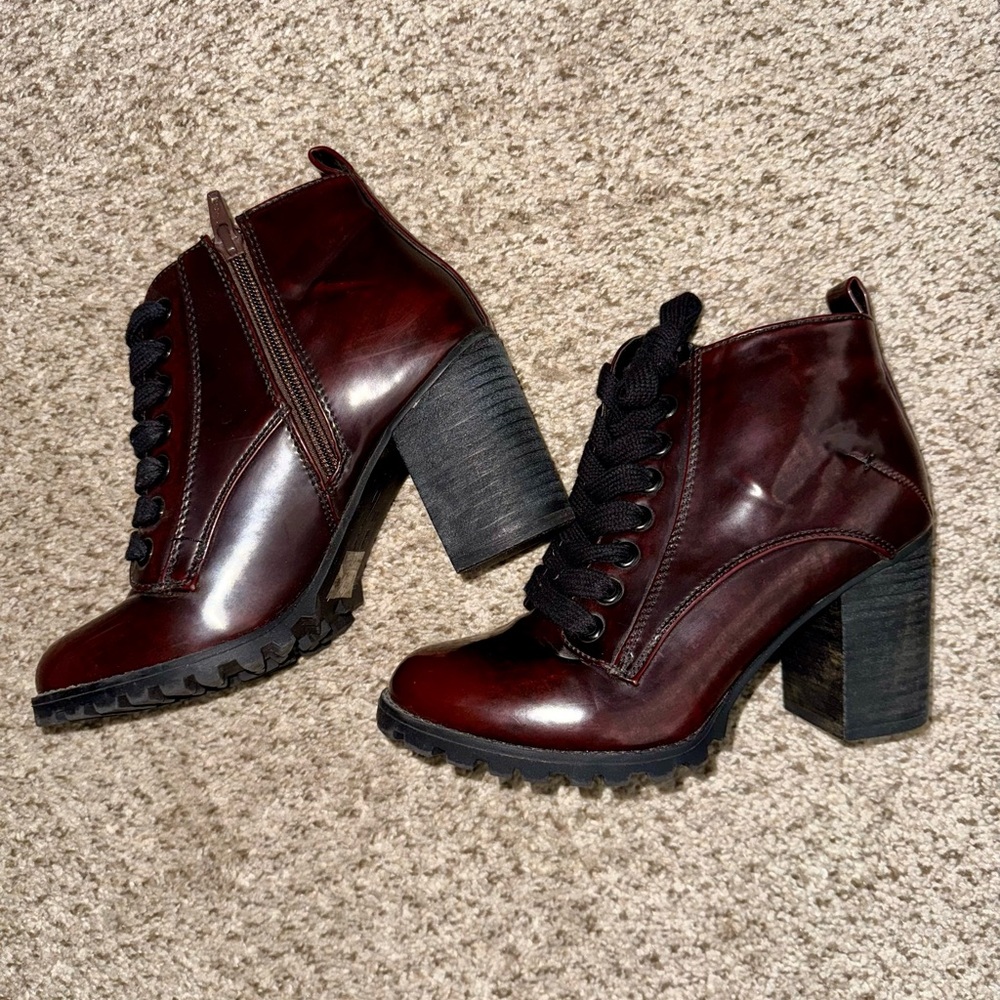 Mix No. 6 - Women's Burgundy Lace-Up Ankle Boots